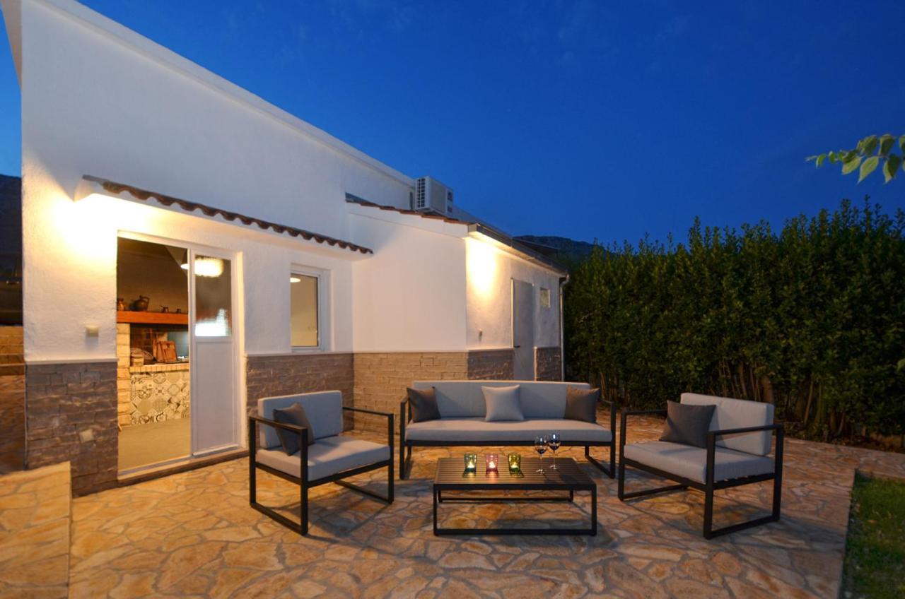 Holiday Home Nevera Kaštela Exterior foto